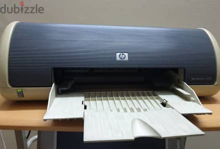 HP Deskjet 3420  تعمل وتحتاج لحبر- الوان -بالعلبة والكاتلوج-