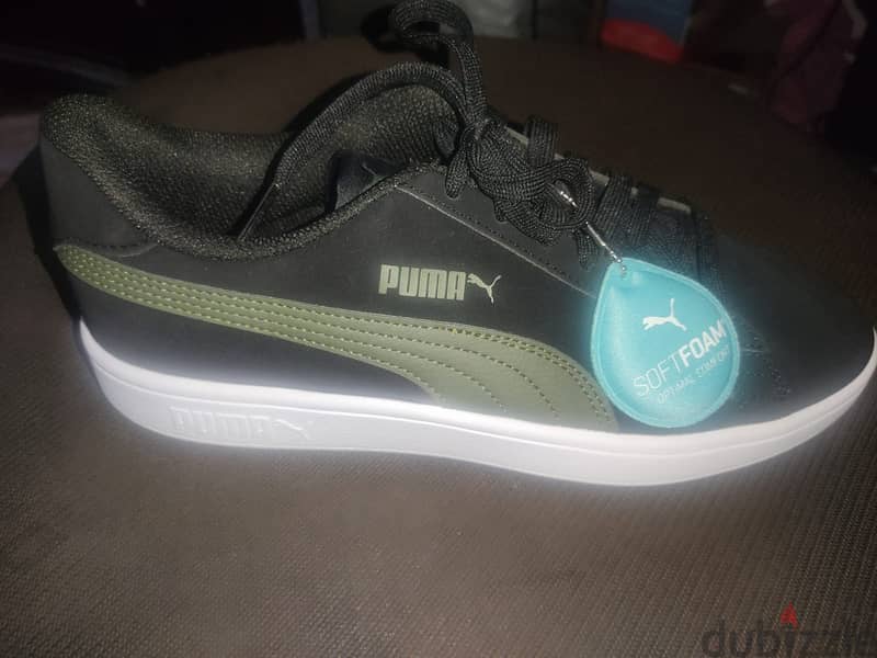 Puma Smash V2 Buck Black كوتشى اسود فى زيتى 41 1