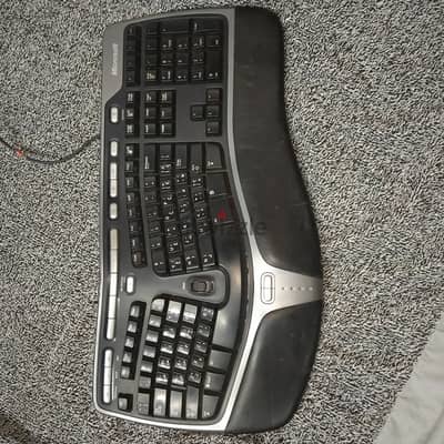 Microsoft Natural Ergonomic Keyboard 4000 for Business - Wired