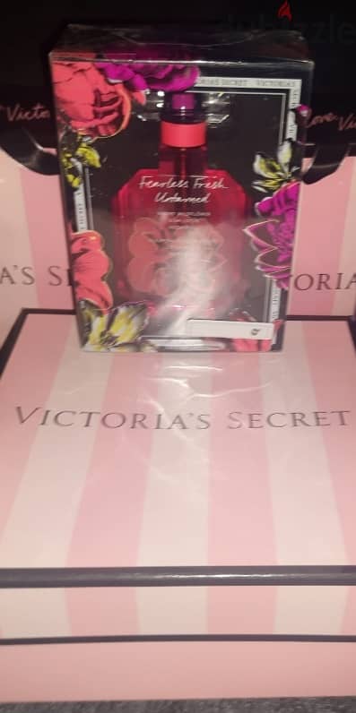 Victoria's Secret Bombshell Wild Flower 1