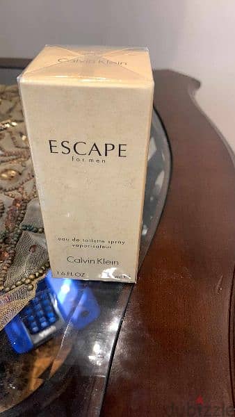 perfume men escape 0