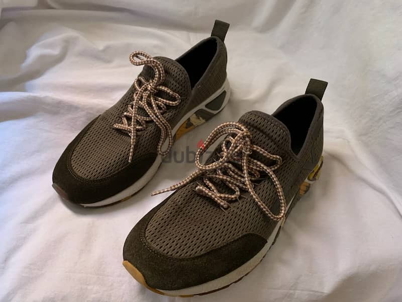 Diesel SKB Perforated Camo Sole Sneaker Size 44 In Excellent Condition 10