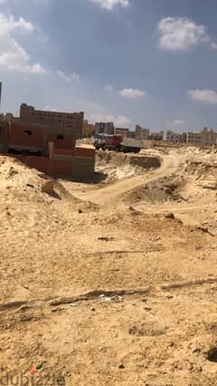 أرض مخازن للبيع موقع مميز جدا علي محمد نجيب منطقة الالف مصنع