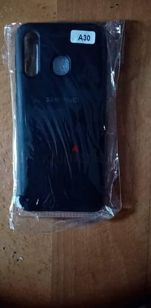 ٣ جرابات Samsung A30 4