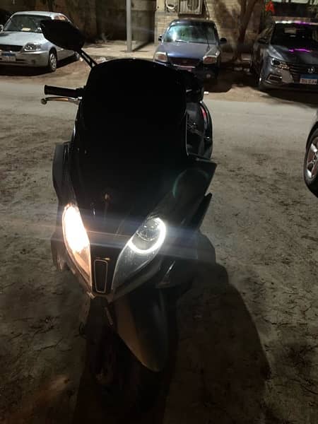 Kymco Downtown 350 CC - كيمكو داون تاون ٣٥٠ سي سي 0