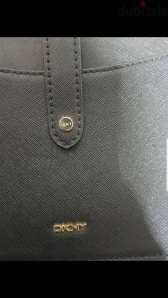 dkny original . . 100%leather 7