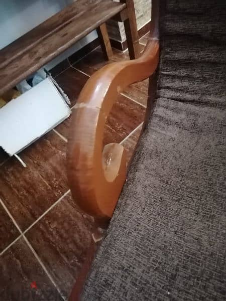 Arm-chair 4