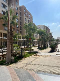 شقة استلام فوري العاصمة الادارية متشطبة بالكامل كمبوند المقصد maqsad 0
