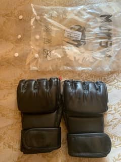 mma venum gloves brand new 0