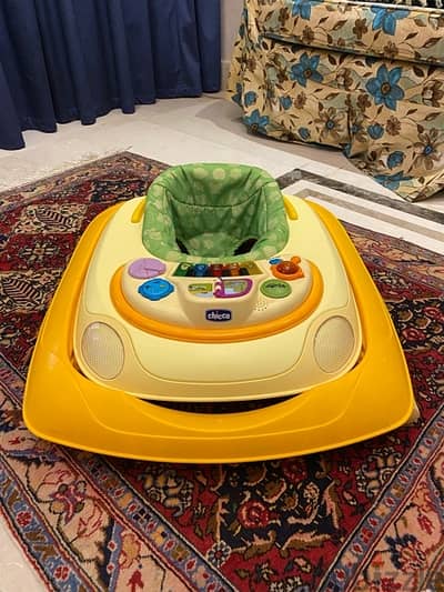 مشاية أطفال Chicco حالة ممتازه