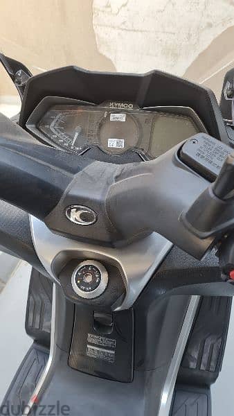 kymco 350i downtown black with node