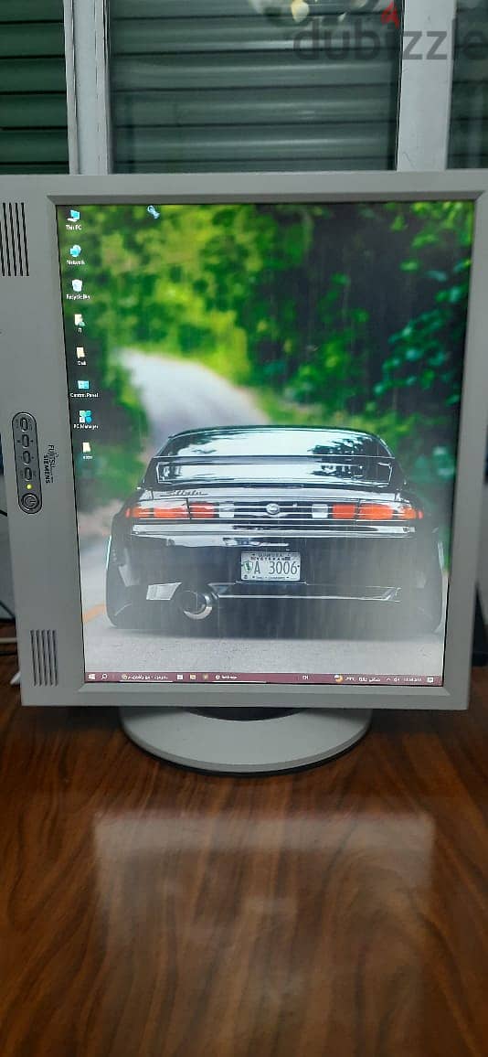 شاشة كمبيوتر Fujitsu siemens 19 بوصة 3