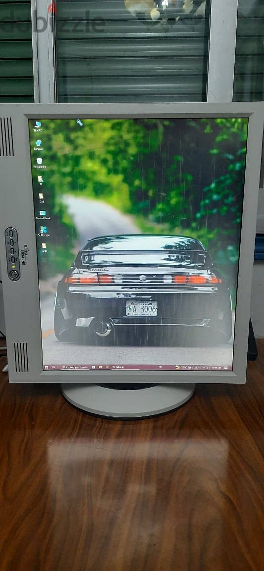 شاشة كمبيوتر Fujitsu siemens 19 بوصة 4