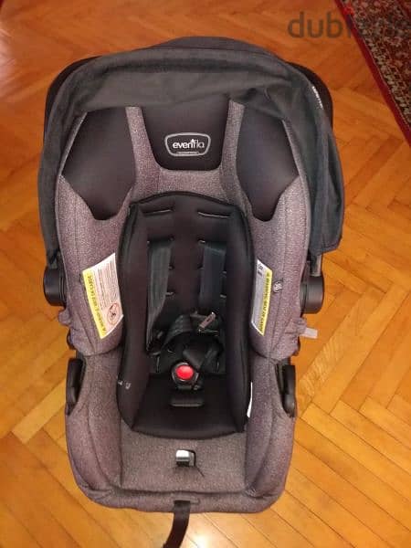baby car seat evenflo excellent condition . used as a new one 3
