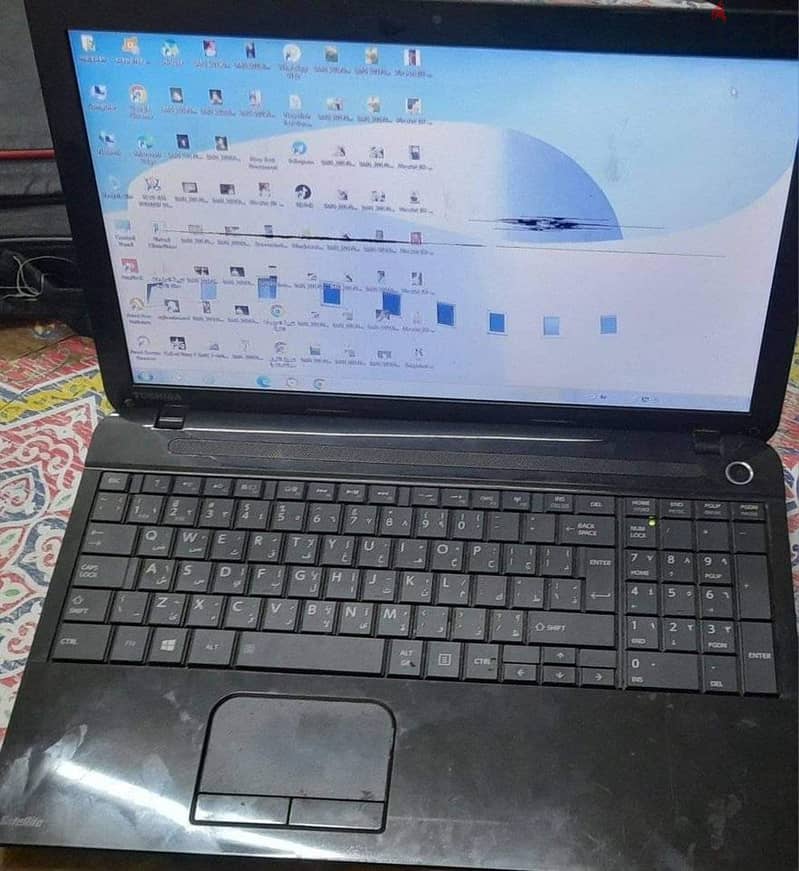 lap top toshiba satalaite core i3 0