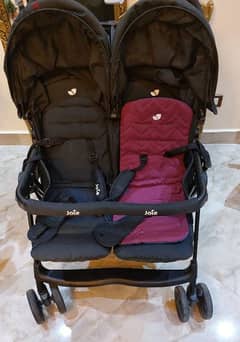 Twin stroller Joie excellent condition 0