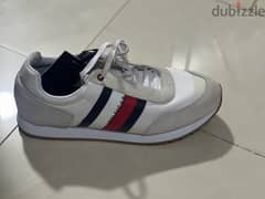 Tommy hilifger sneakers size 43 0