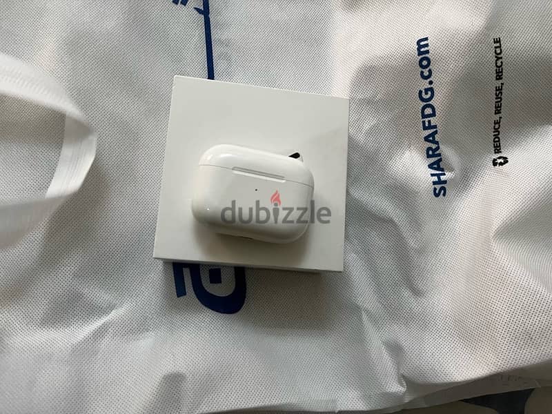 AirPods pro used like new from uae 1