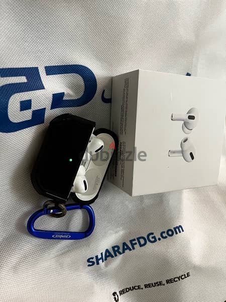 AirPods pro used like new from uae 2