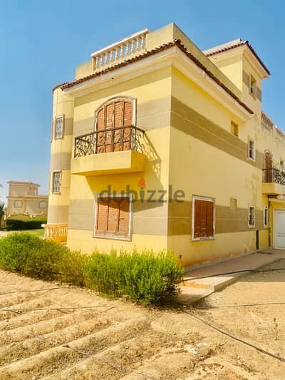 Stand alone villa for saleڤيلا على فدان للبيع في الريف الاوربي سمرقند