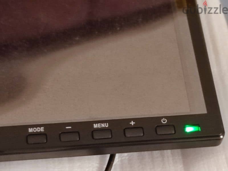 شاشه تلفزيون وكمبيوتر 10 بوصة بها عطل     HDMI monitor 10.1 inch bnc 4