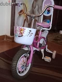 دراجة بناتي للبيع بحالة ممتازة