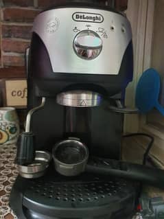 ماكينه قهوه ديولونجي كسر زيرو بالكرتونه 0