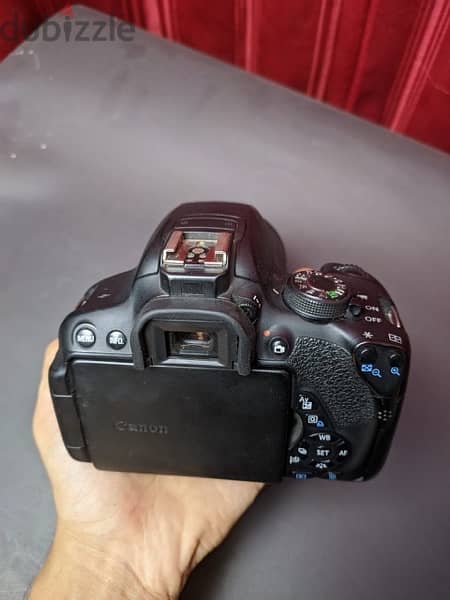 canon 700d 1