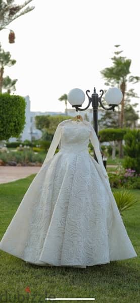 for rent - used only once - wedding dress by Dema khoudier 3