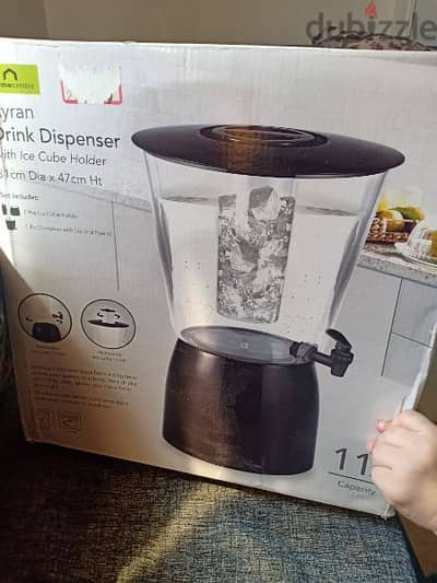 water dispenser and cooler