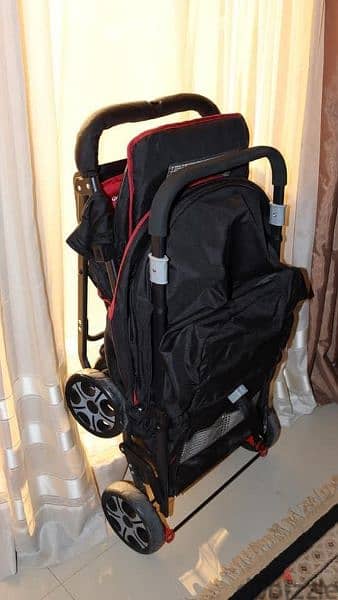Safety twin stroller 1