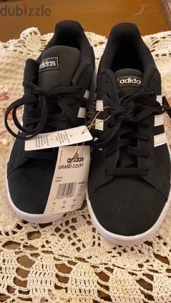 new addidas shoes size 40 - original