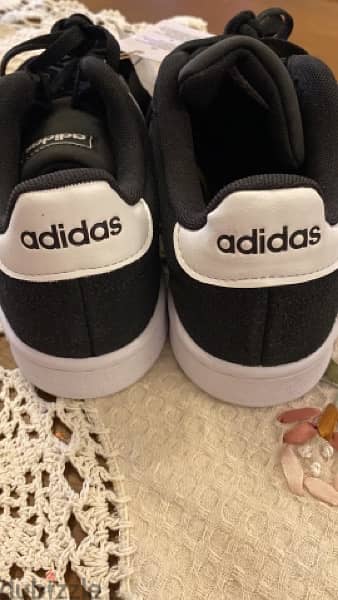 new addidas shoes size 40 - original 2