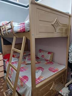غرفة نوم اطفال بحالة جيدة جدا استعمال كل فيف 4  شهور فقط 0