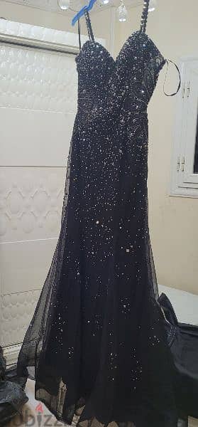 فستان سواريه وارد السعوديه