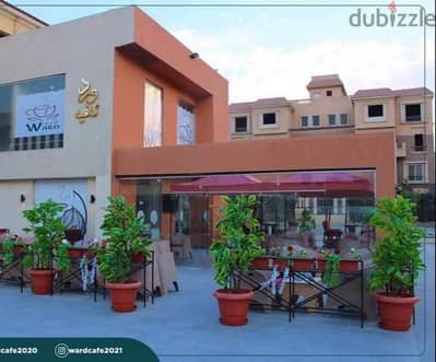 حدائق اكتوبر italian square مول الحى الايطالى. محل للبيع