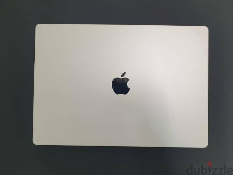 macbook pro M2 16 inch 0