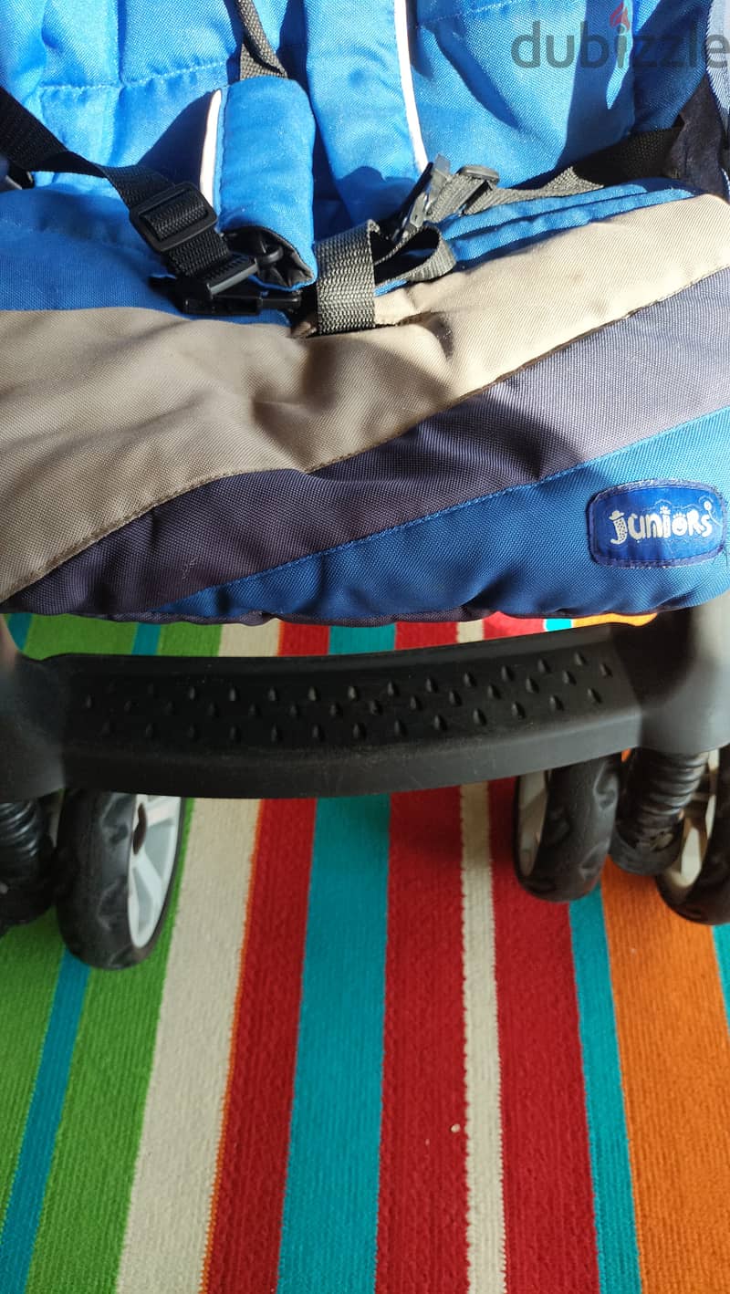 أصلي حالتها ممتازة جدا أزرق في أسود  Juniors Baby Stroller عربة أطفال 11