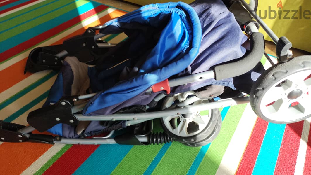 أصلي حالتها ممتازة جدا أزرق في أسود  Juniors Baby Stroller عربة أطفال 15