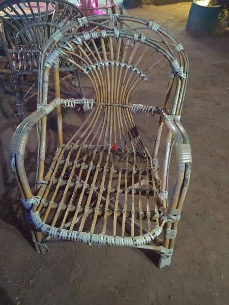 كرسي خرزان وترابيزة يباع بالواحد أو كمية 1