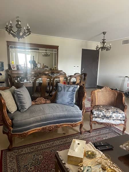sofa and two chairs 2