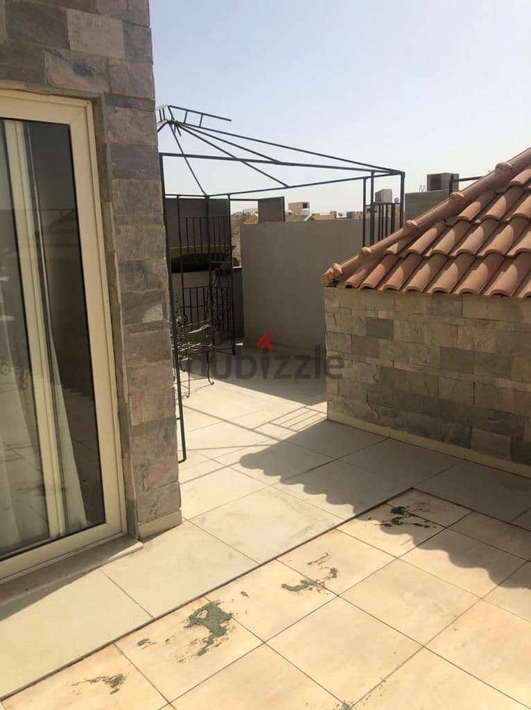 Roof top House for sale in new cairo, near waterway 1 7