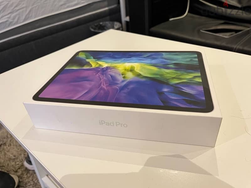 limited time bundle. Ipad Pro + free magic keyboard great condition 0