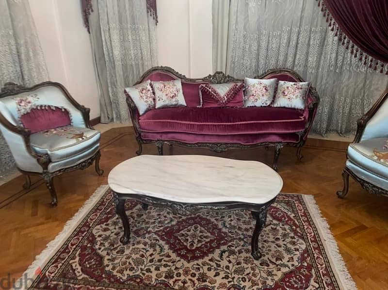 antique salon 4