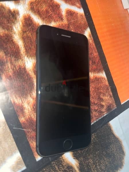 iPhone 8 black قابل للفصال (رقم معين) 2
