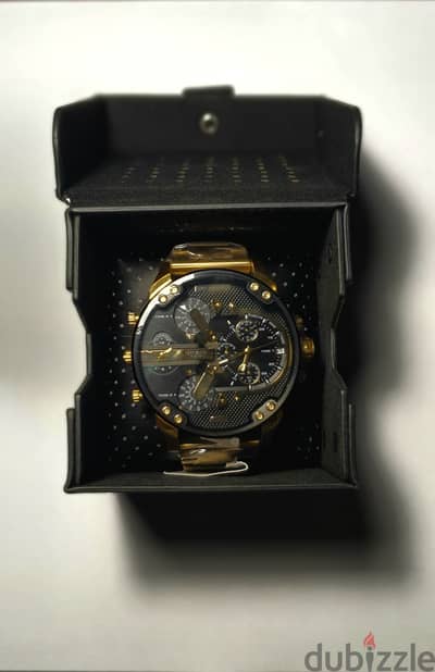 Mr Daddy 2.0 Diesel Watch Gold