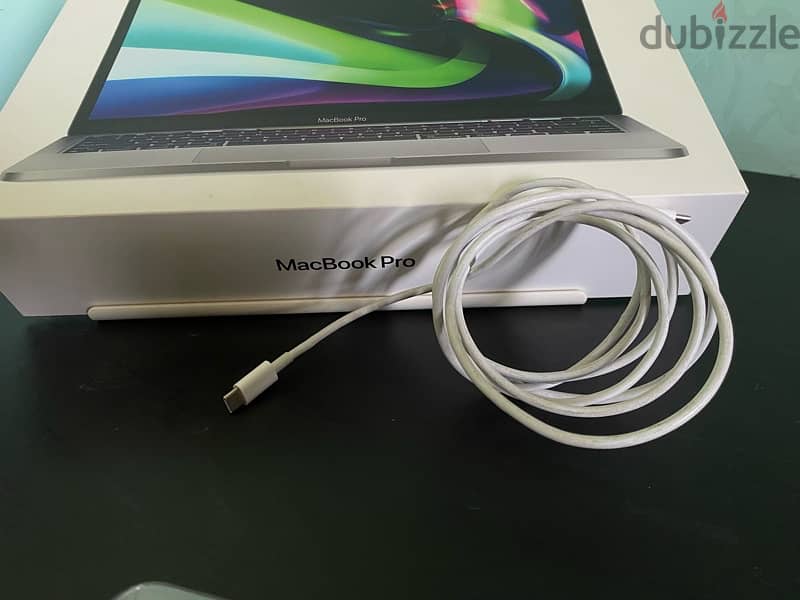 MacBook Pro 13’ M1, 1 terabyte & MX Keys Mini for Mac & Cover 4