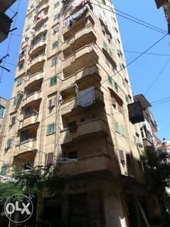 شقة لقطة تطل علي ٣ شوارع منطقة هادية 0
