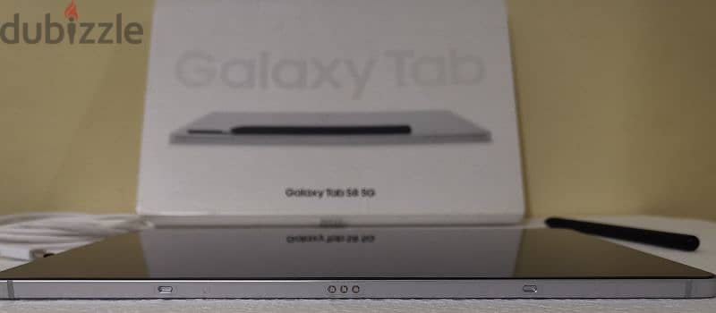 For Sale Samsung Tab S8 / 5G ( Wifi + Cellular ) 3
