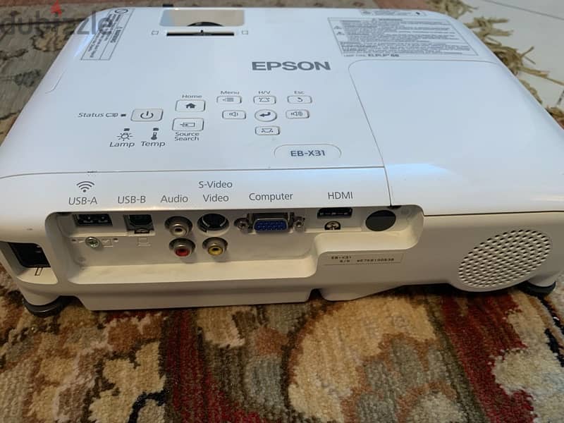 projector Epson H720B used only 34 hours Data showكالجديد بدون اي عيوب 2